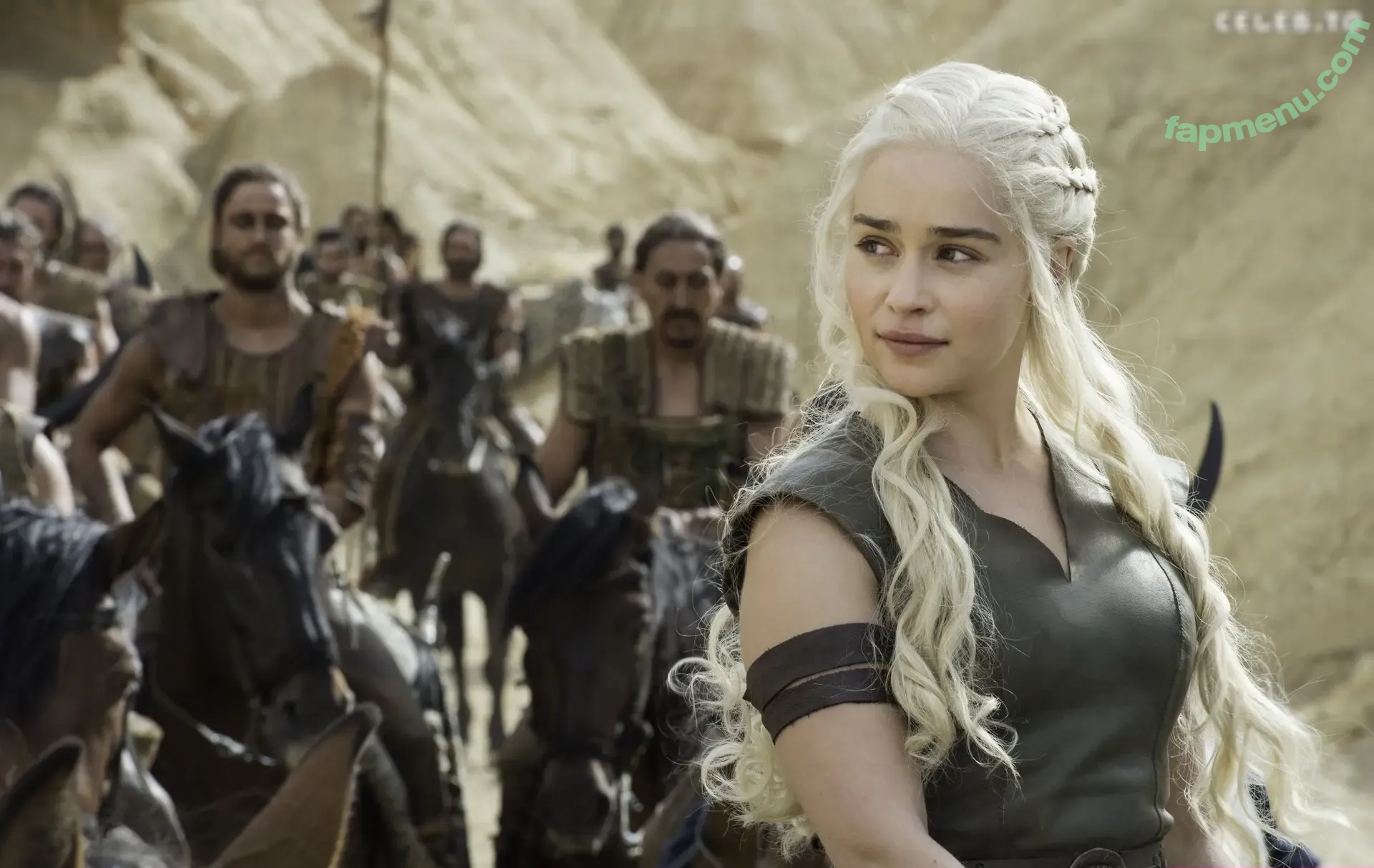 Emilia Clarke nude photo #2052 (clarkeyxo / emilia_clarke / emiliaclarke)