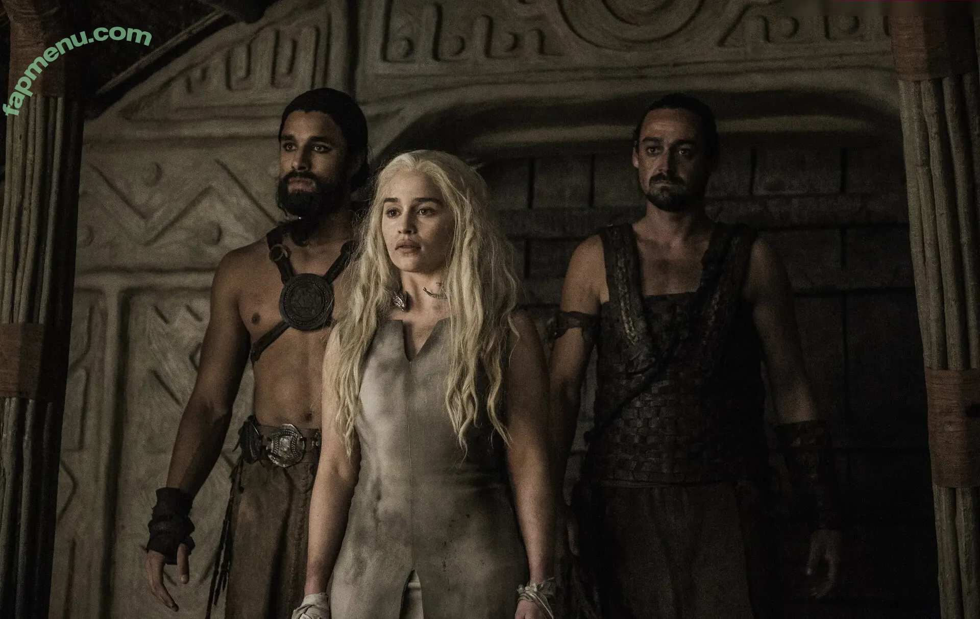 Emilia Clarke nude photo #2058 (clarkeyxo / emilia_clarke / emiliaclarke)