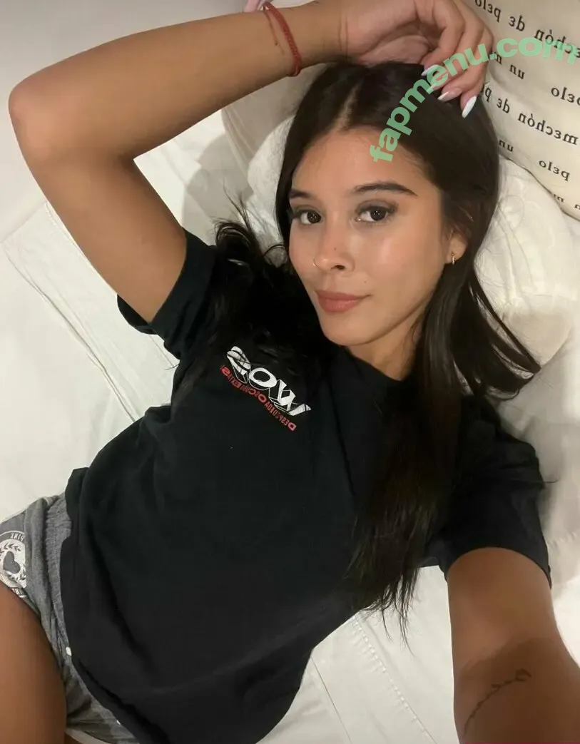 Emilia Vamova nude photo #0008 (emilianovanv / emiliavanova)