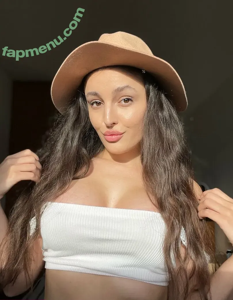emilia_wonderfulvip nude photo #0037 (emilia_wonderfulvip)