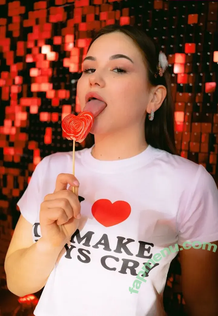 EmiliaDreams nude photo #0008 (Emilia_Dream / emilliadreams)