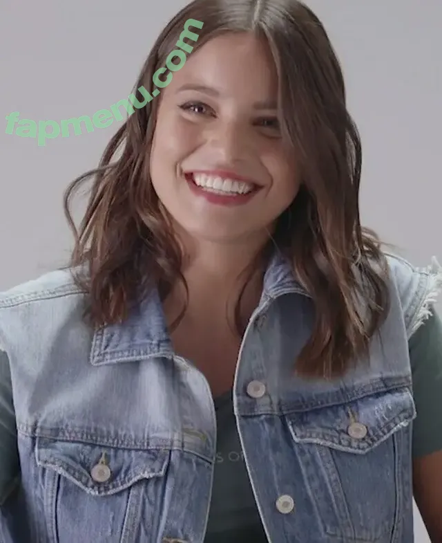 emiliamernes nude photo #0002 (emiliamernes)