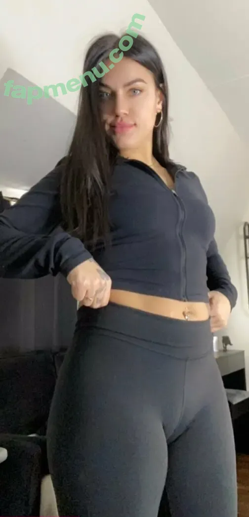 emiliana_xo nude photo #0007 (emilianna_xo)
