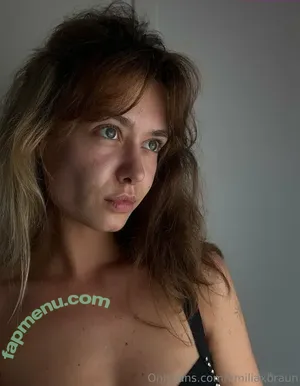 emiliaxbraun / emilia_xbraun nude photo #0022