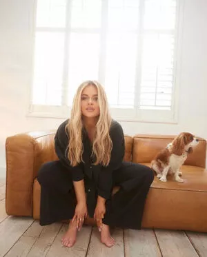 Emily Atack / emilyatack nude photo #0322