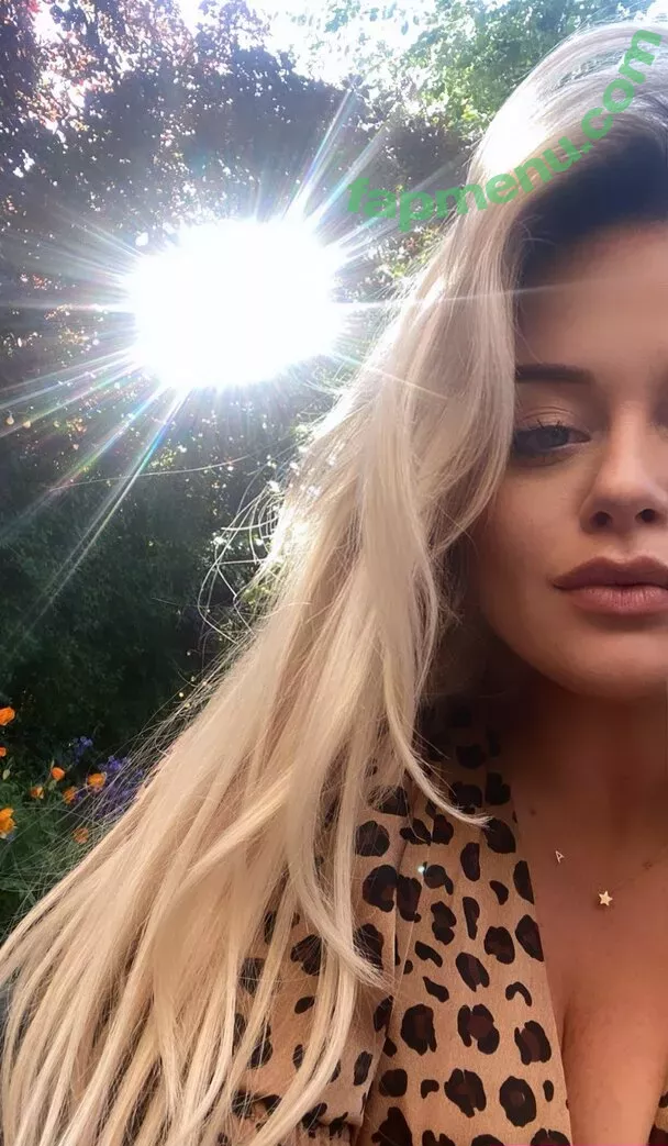 Emily Atack nude photo #0107 (emilyatack)