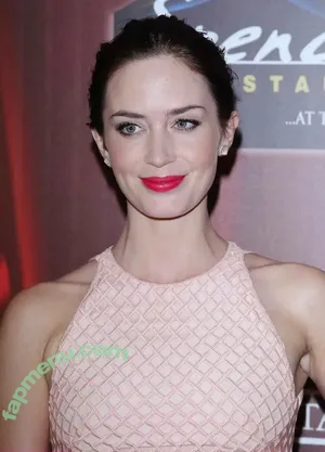 Emily Blunt / _emily_blunt_ nude photo #0747