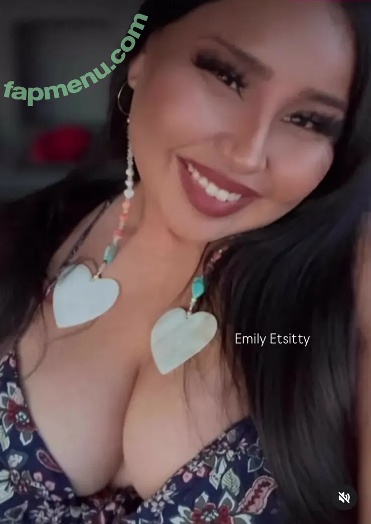 Emily Etsitty nude photo #0004 (emilaaaaay_)