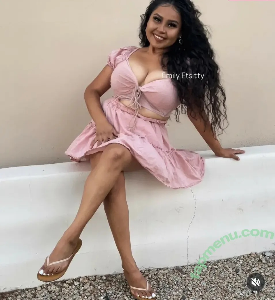 Emily Etsitty nude photo #0005 (emilaaaaay_)