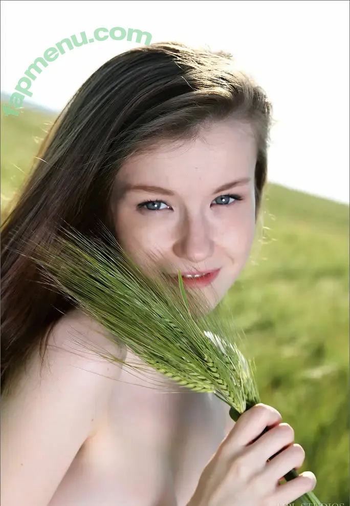 Emily Field nude photo #0008 (Emily Field)