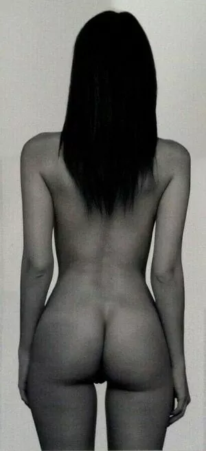 Emily Ratajkowski / emrata nude photo #7181