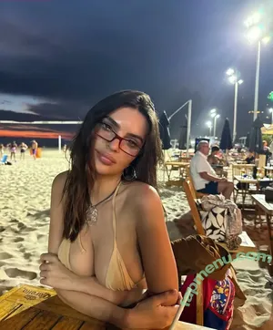 Emily Ratajkowski / emrata nude photo #7872