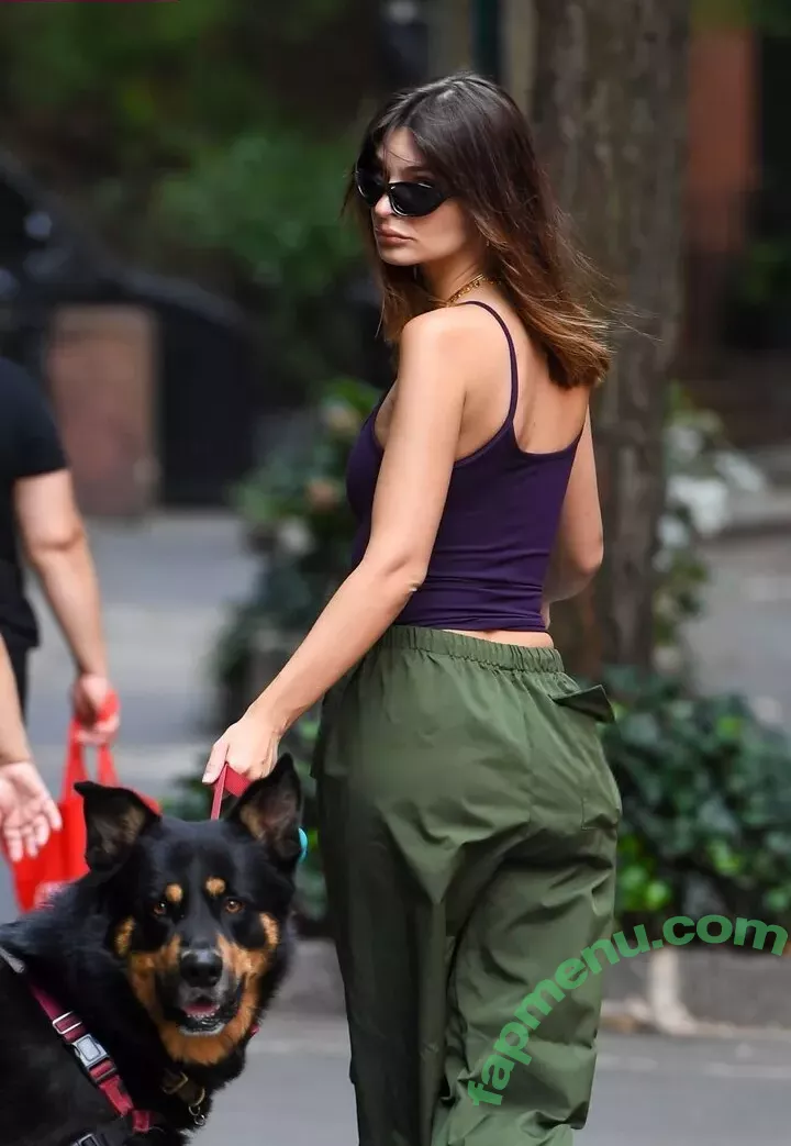 Emily Ratajkowski nude photo #7067 (emrata)