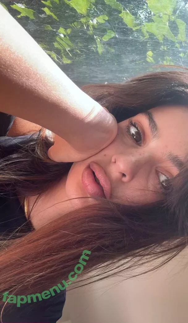 Emily Ratajkowski nude photo #7095 (emrata)
