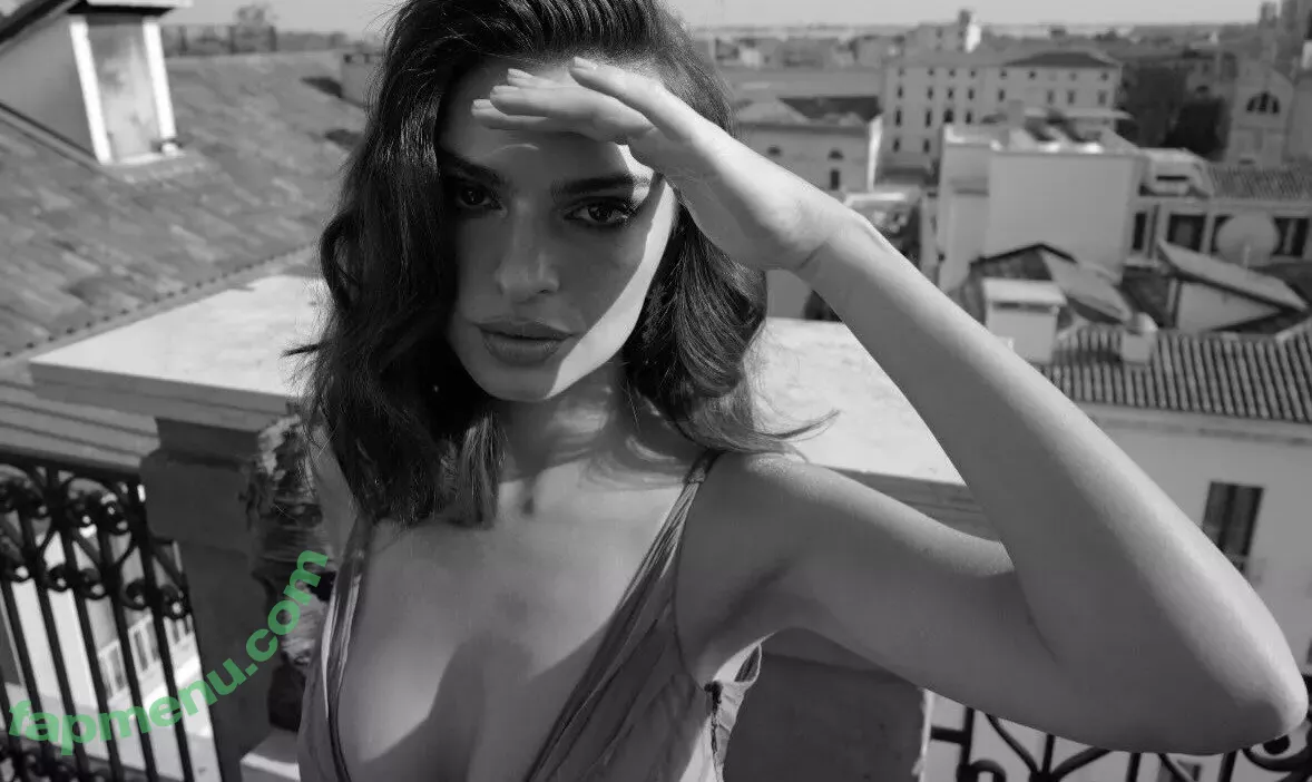 Emily Ratajkowski nude photo #7299 (emrata)
