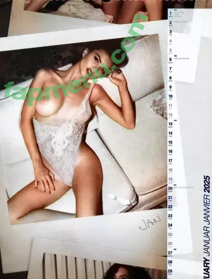 Emily Ratajkowski nude photo #7736 (emrata)