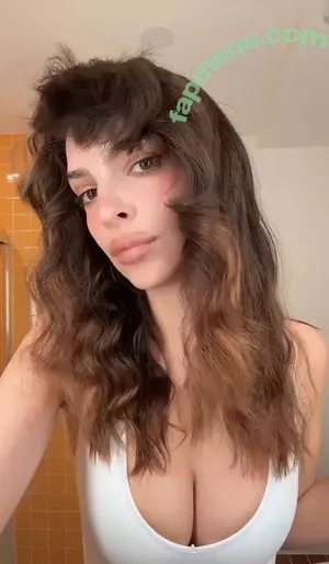 Emily Ratajkowski / emrata nude photo #8167