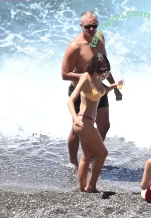 Emily Ratajkowski / emrata nude photo #8951