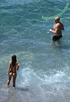 Emily Ratajkowski / emrata nude photo #8961