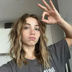 Emily Rudd / emilysteaparty nude photo #0007