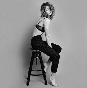 Emily Rudd / emilysteaparty nude photo #0014