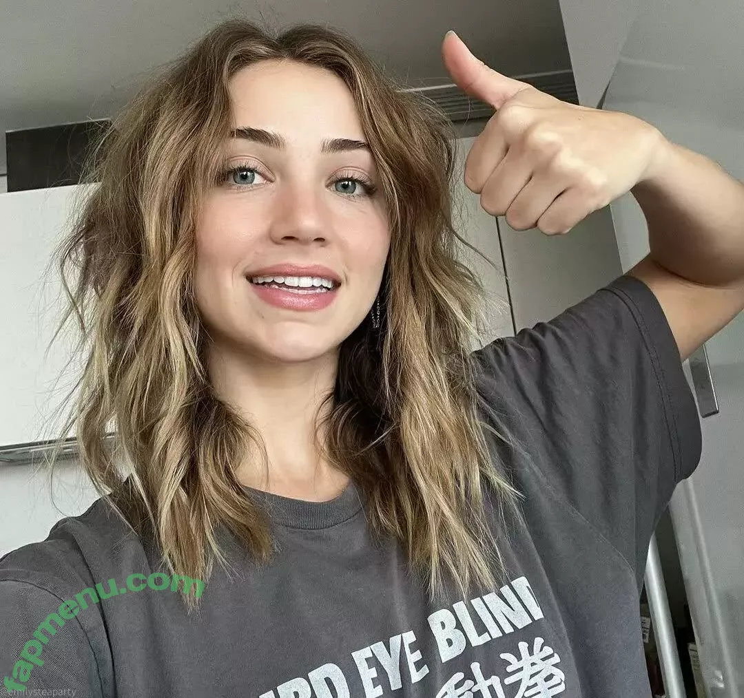 Emily Rudd nude photo #0008 (emilysteaparty)