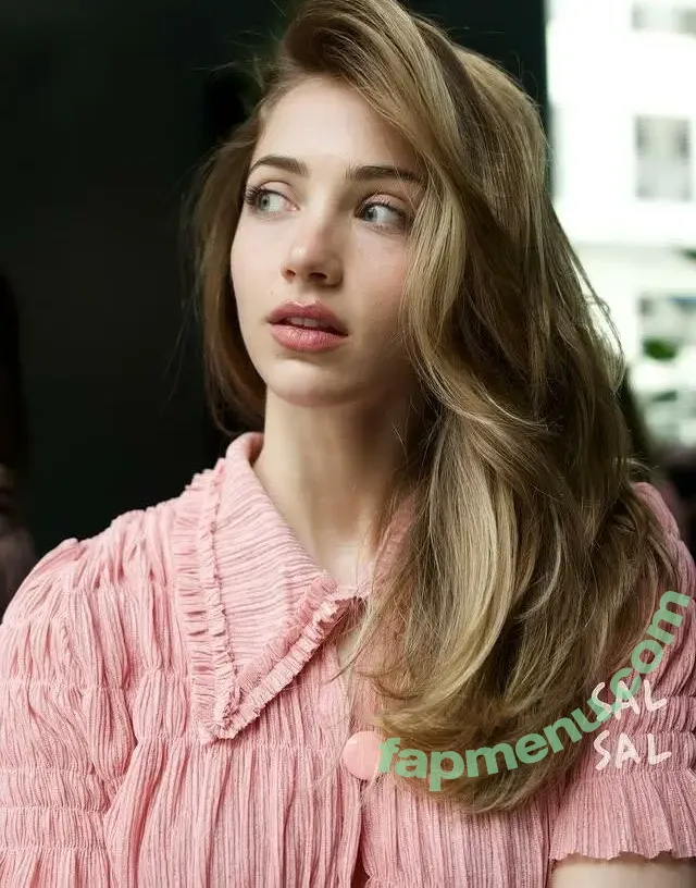 Emily Rudd nude photo #0402 (emilysteaparty)