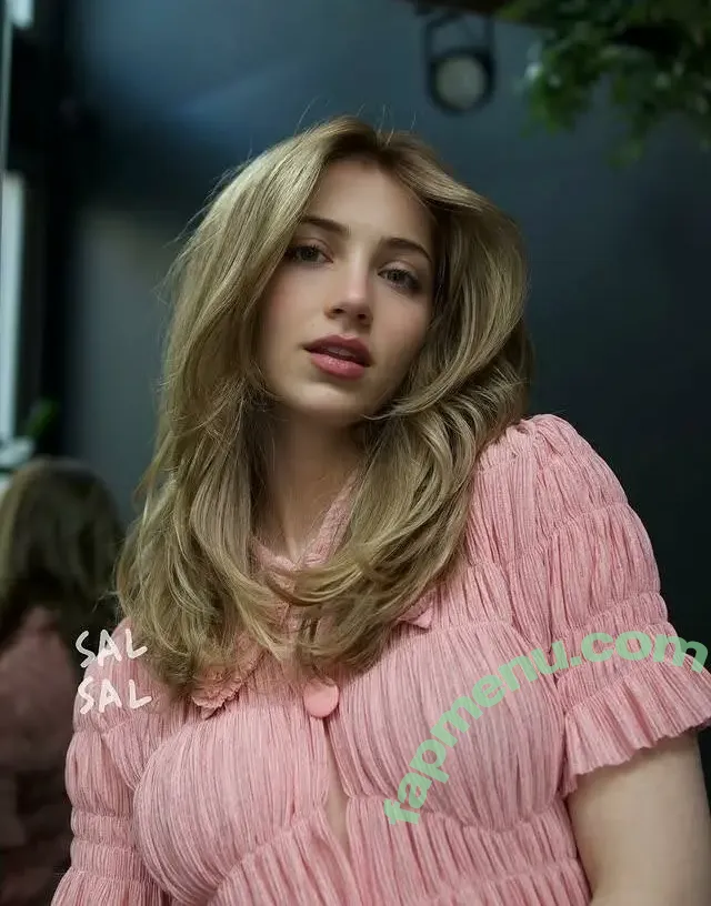 Emily Rudd nude photo #0405 (emilysteaparty)
