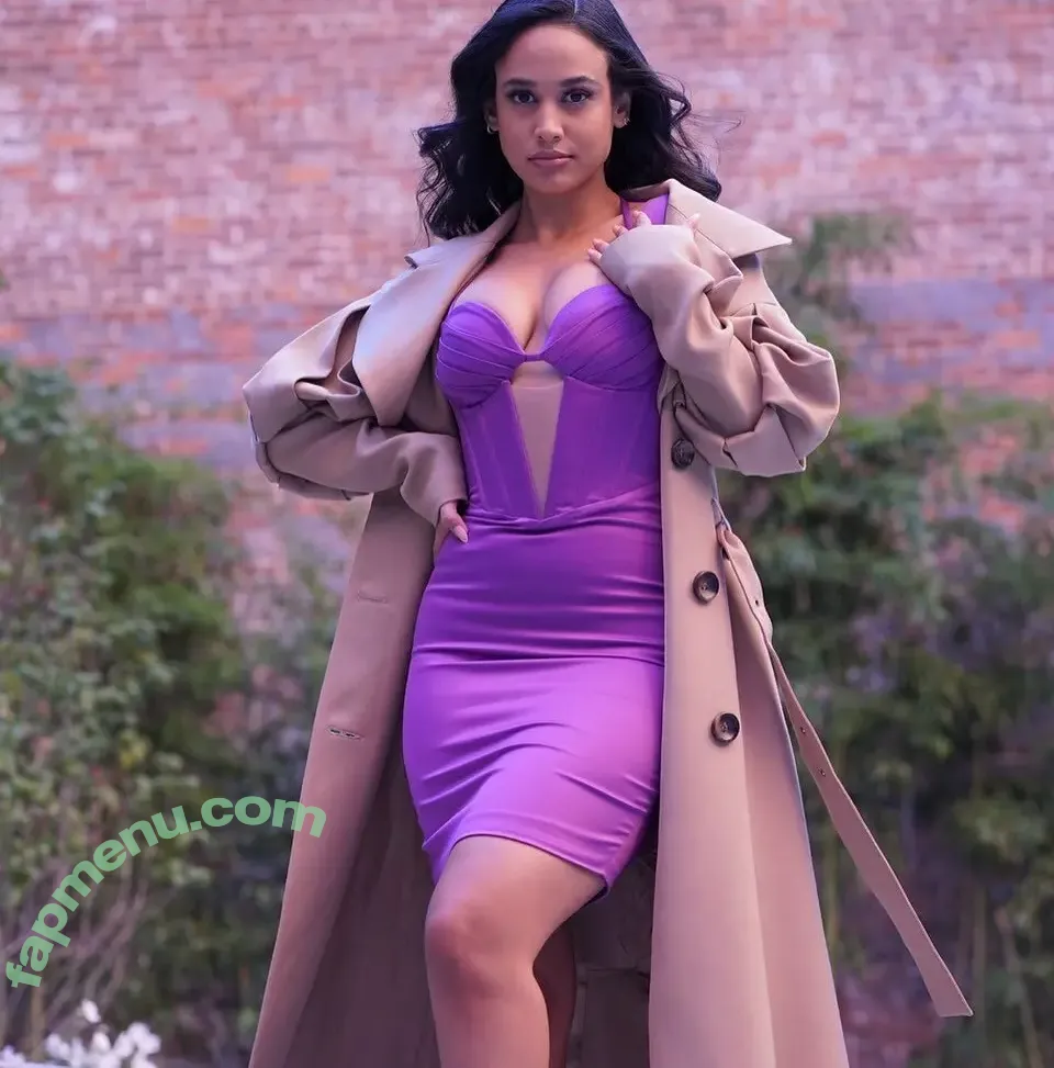 Emily Tosta nude photo #0390 ((Mayans M.C and PartyFive / Dominican Actress / emilytosta)