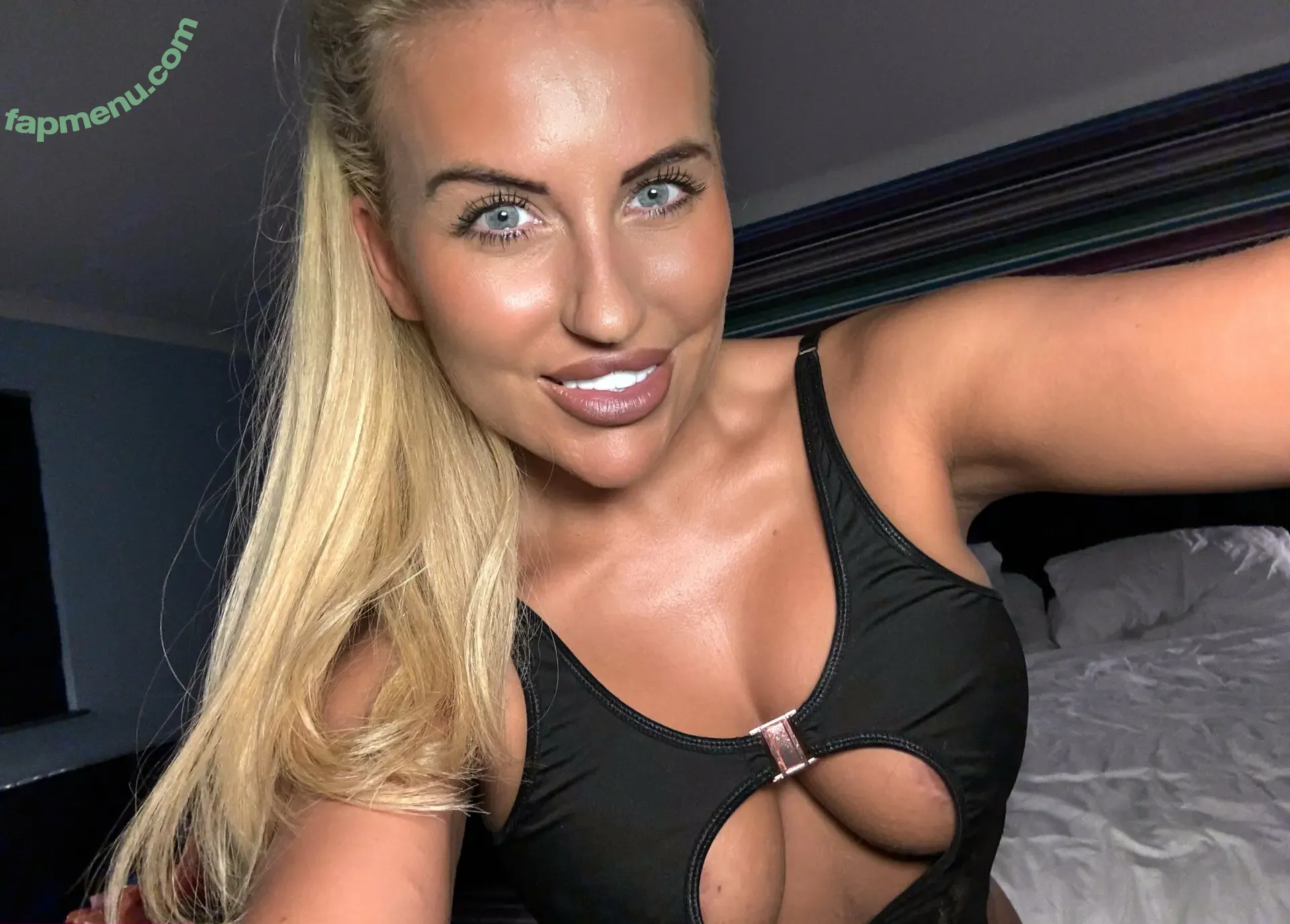 emilyblakeuk nude photo #0054 (emilyblakeuk)
