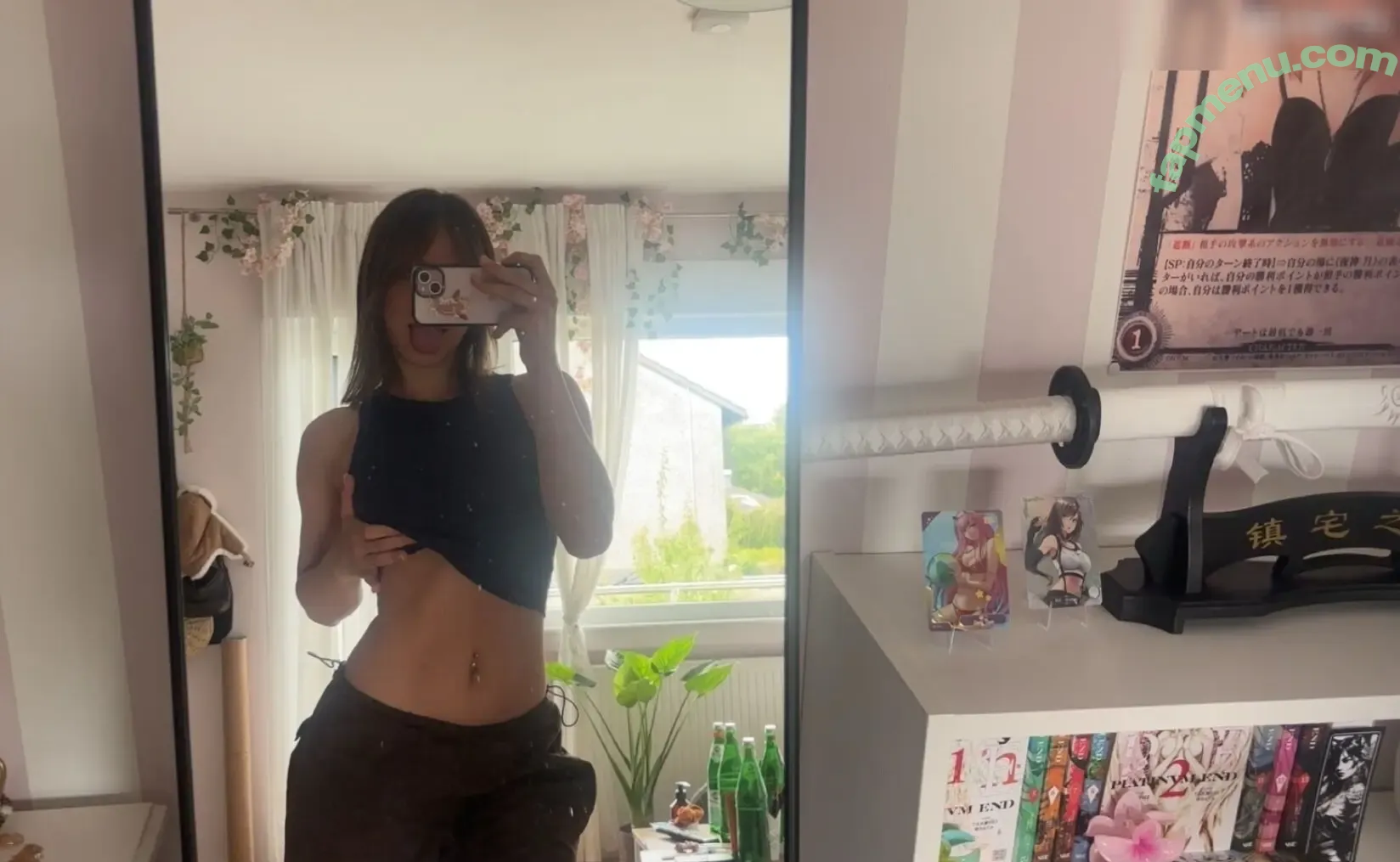 Emilyynl nude photo #0028 (Emilyynl)