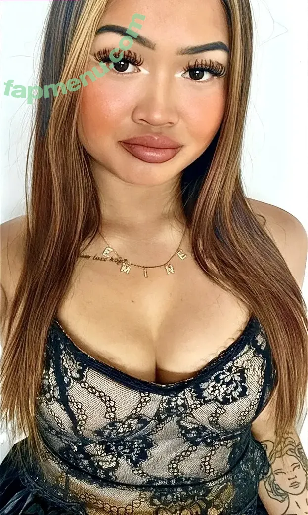 Eminedere nude photo #0056 (eminedere.2)
