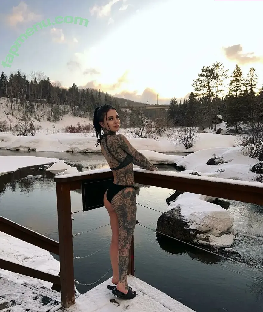 emisguilty nude photo #0004 (emisguilty)
