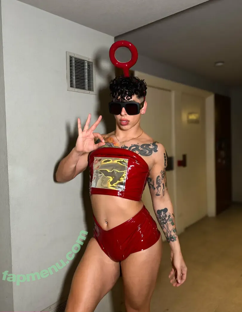emivelaaa nude photo #0063 (emivelaaa)