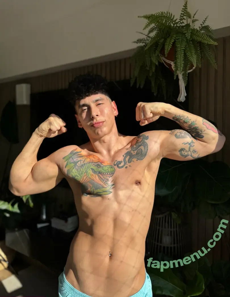 emivelaaa nude photo #0073 (emivelaaa)