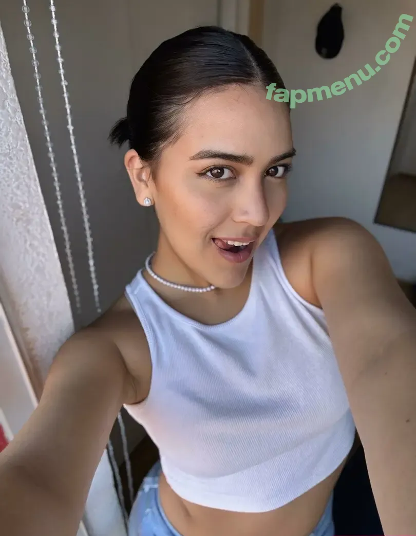 emma.fina nude photo #0001 (chetheria / emmafina)
