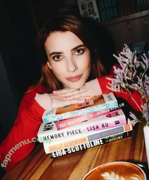 Emma Roberts / emmalee1996 / emmaroberts nude photo #1737