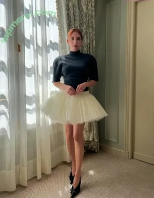 Emma Roberts / emmalee1996 / emmaroberts nude photo #1739