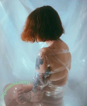 Emma Ruth Rundle / emmaruthrundle nude photo #0005