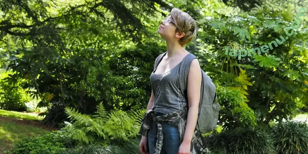 Emma Thorne nude photo #0039 (EmmaThorneVideos / emmainashes / emmathorne1)
