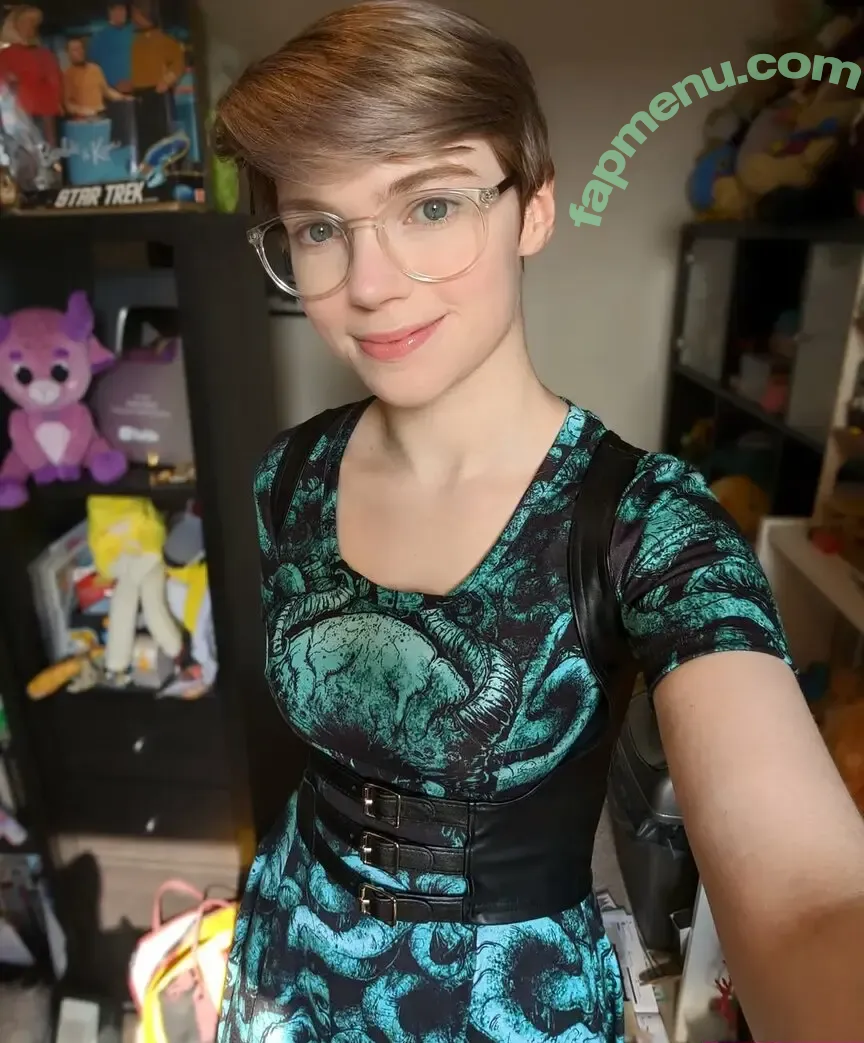 Emma Thorne nude photo #0057 (EmmaThorneVideos / emmainashes / emmathorne1)