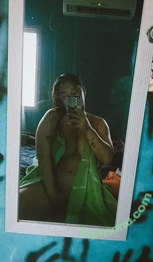  nude photo #0008