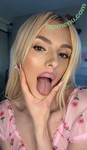 emmablondex / blondegirlemmaa nude photo #0006
