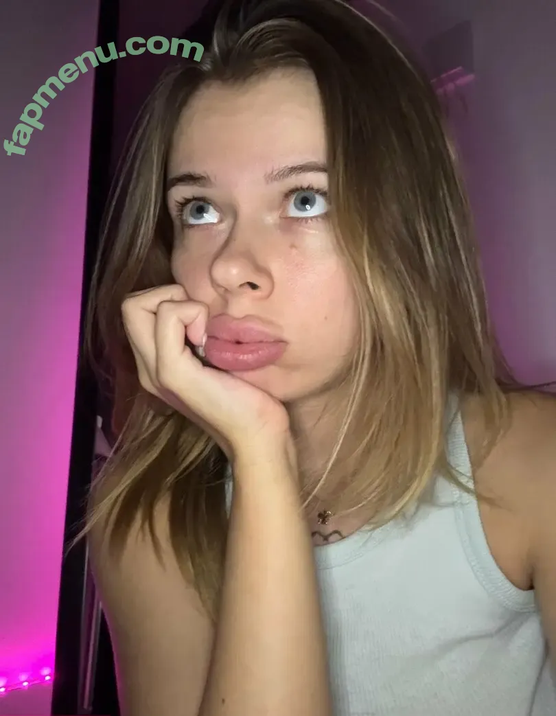 emmaeden.vip nude photo #0014 (emmaedenartist)