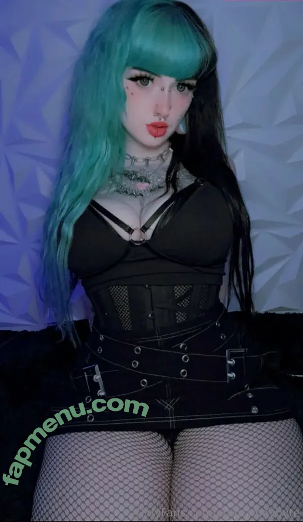 Emmamaybyte nude photo #0174 (emmamaybyte666 / emmamaybytez)