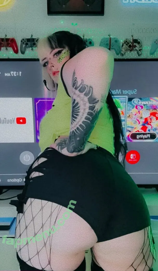 Emmamaybyte nude photo #0518 (emmamaybyte666 / emmamaybytez)