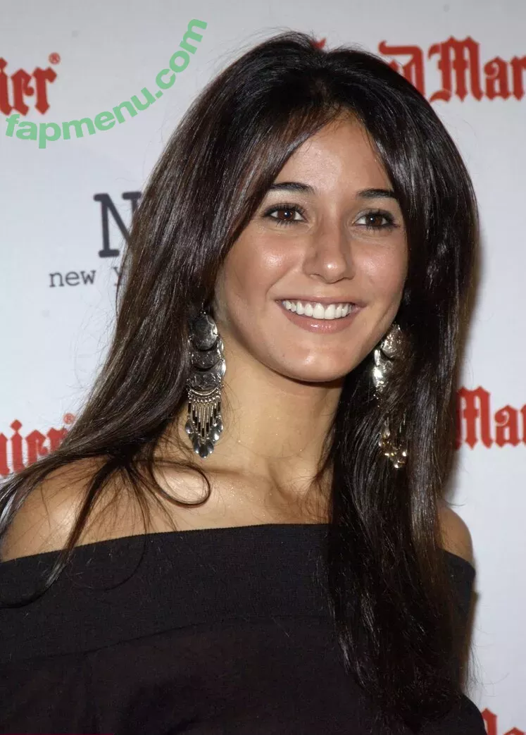 Emmanuelle Chriqui nude photo #0742 (Emmanuelle / echriqui)