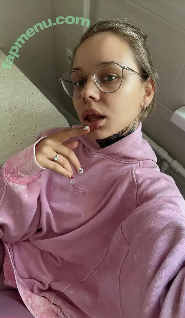 emmaxxdolly nude photo #0023 (emmadollyhere)