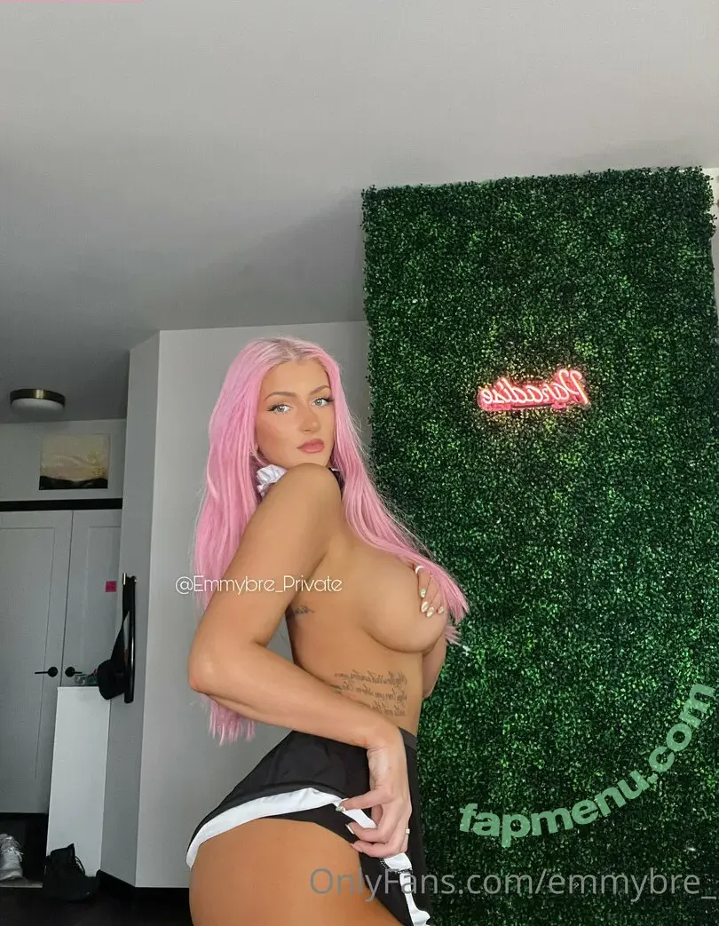 Emmybre nude photo #0037 (emmybre_)
