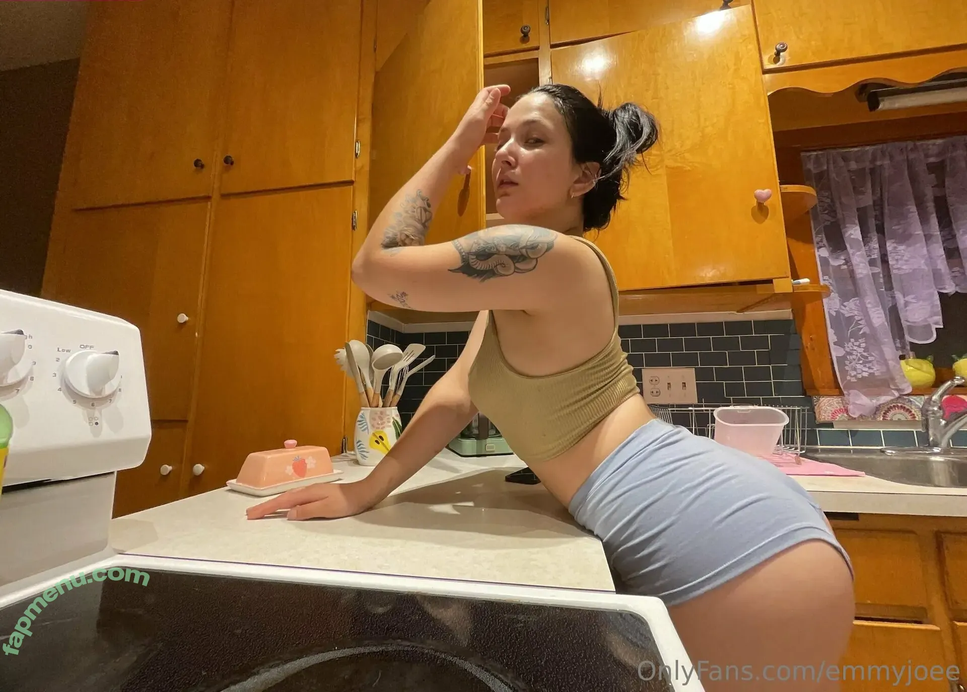 emmyjoee nude photo #0008 (emmyjoee)